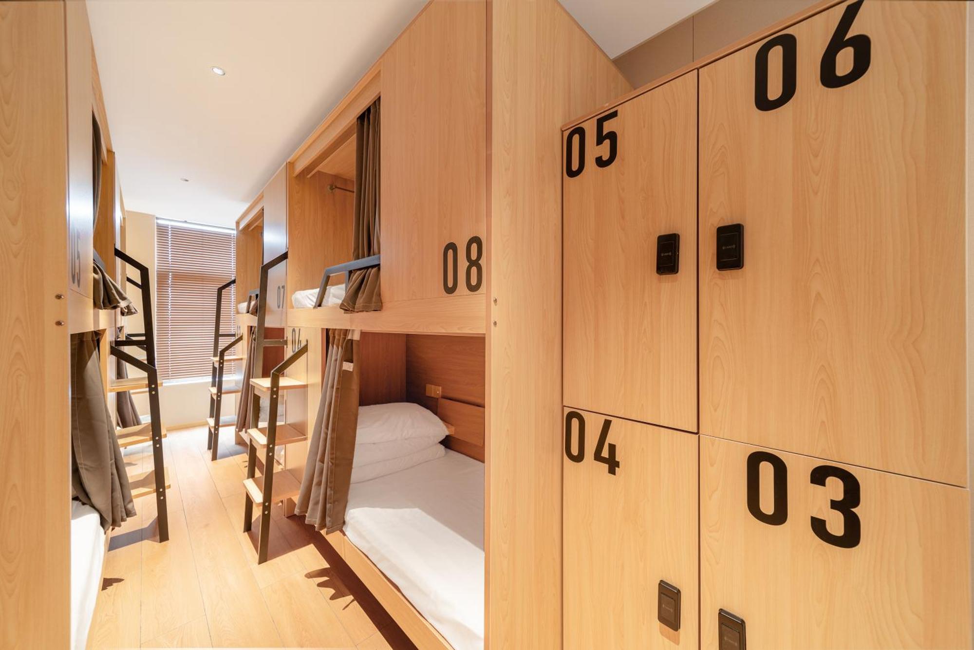 Hotel Captain 5 Youth Hotel-xianxia Road Branch 2*