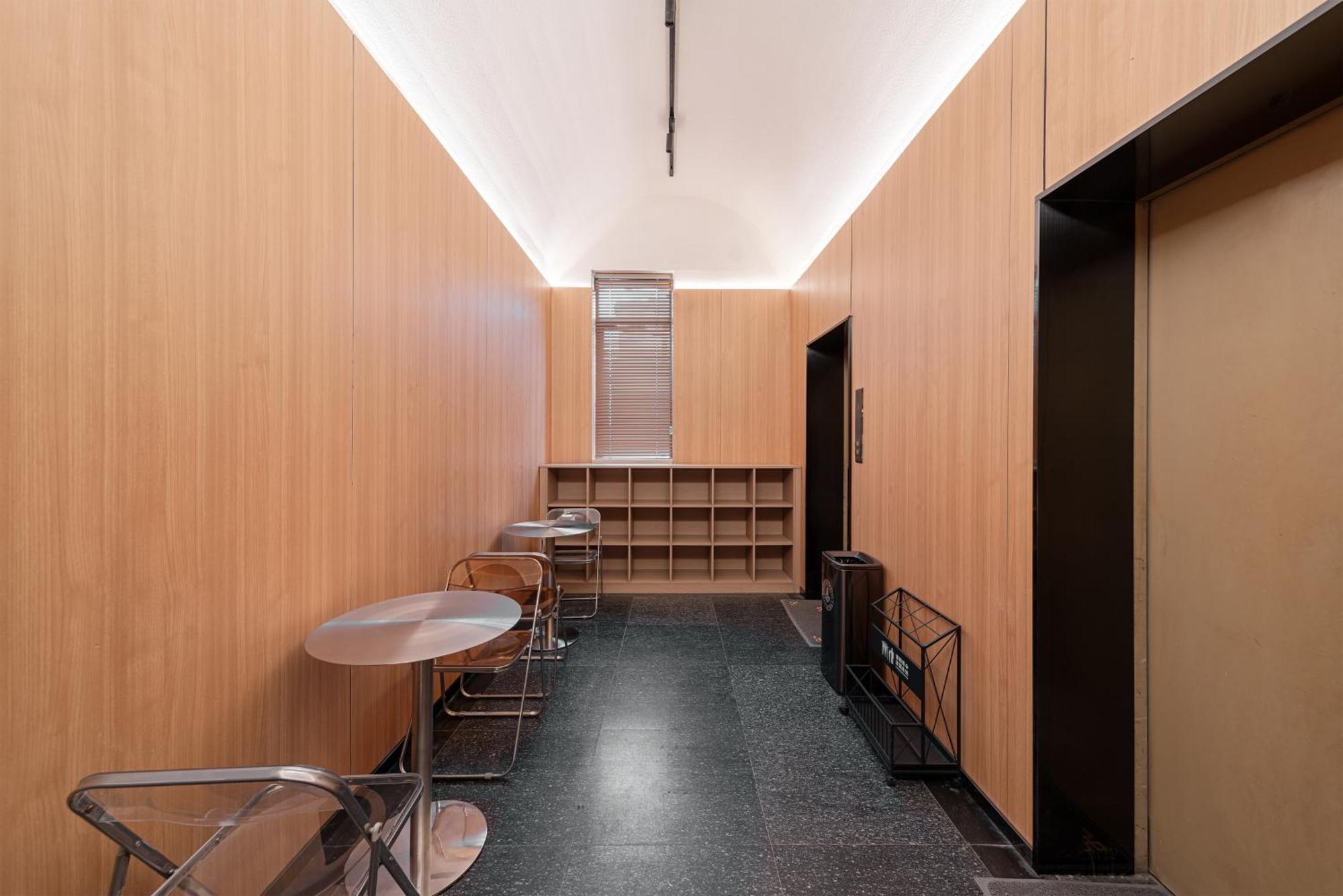 Captain 5 Youth Hotel-xianxia Road Branch Hotel 2*