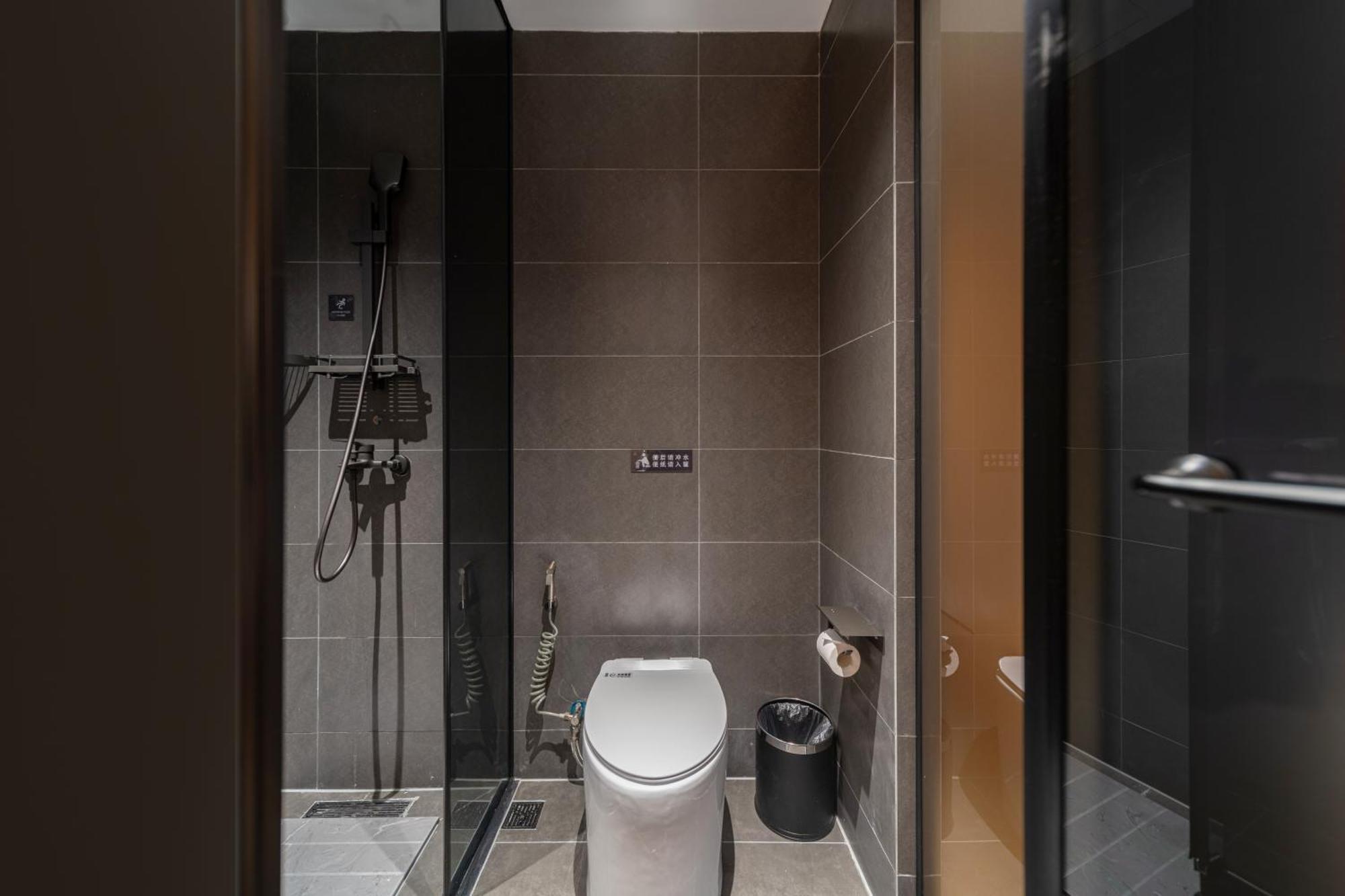 Captain 5 Youth Hotel-xianxia Road Branch Shanghai